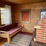 Niemelae With Jacuzzi Βίλα Melkoniemi