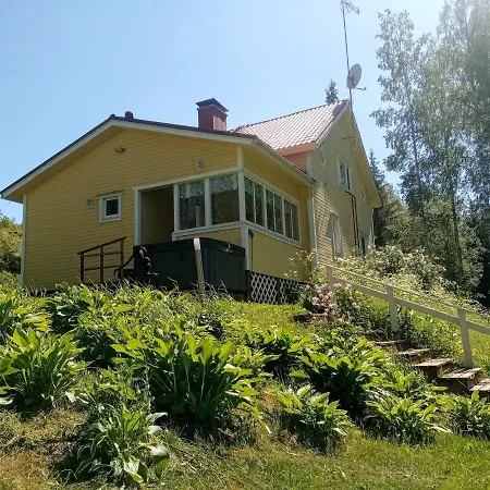 Niemelae With Jacuzzi *