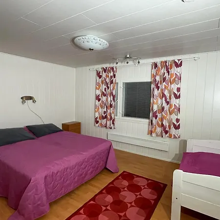 Villa Niemelae With Jacuzzi *