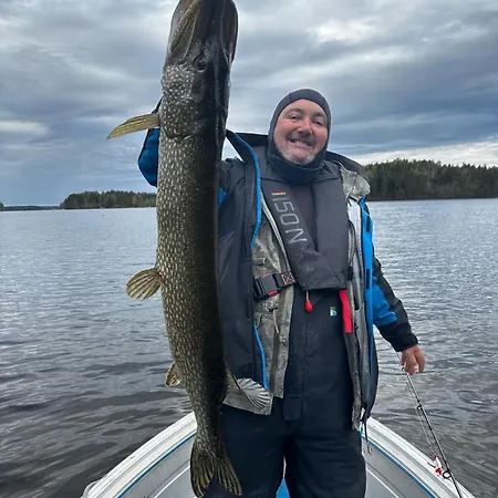 Villa Niemelae With Jacuzzi *