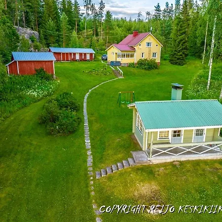 빌라 Niemelae With Jacuzzi Melkoniemi