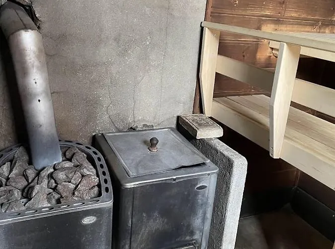 Niemelae With Jacuzzi Villa