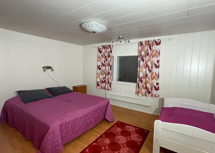 Villa Niemelae With Jacuzzi *