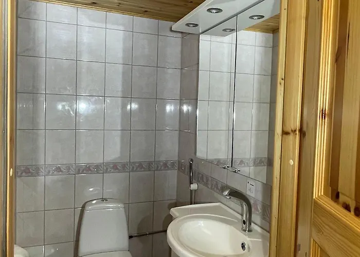 Niemelae With Jacuzzi *