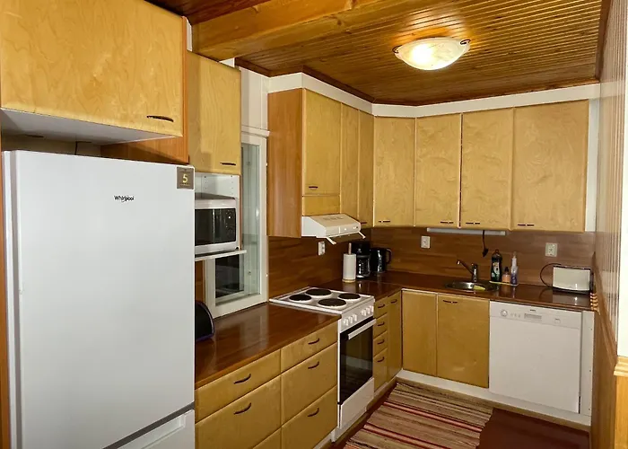 Niemelae With Jacuzzi Villa *