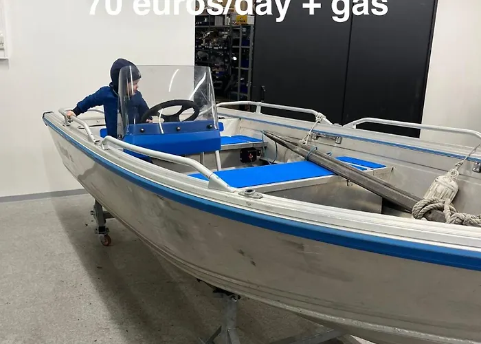 Niemelae With Jacuzzi Villa