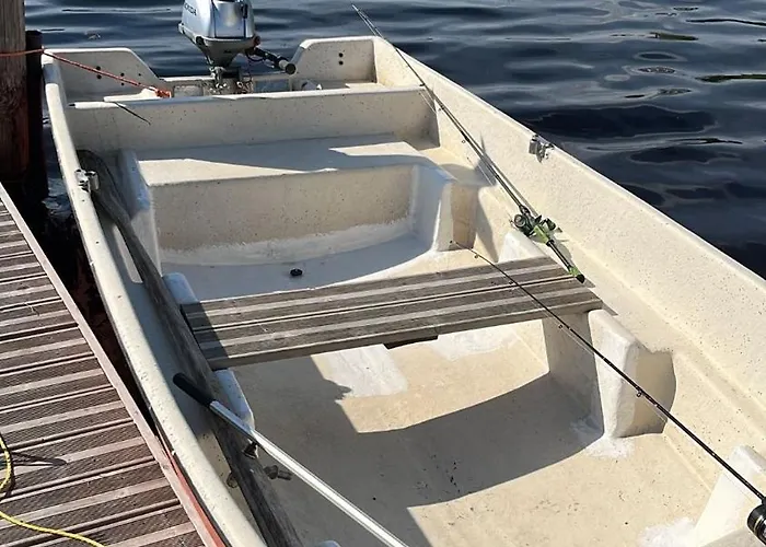 Niemelae With Jacuzzi Villa *