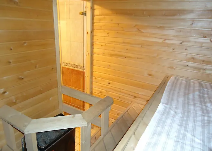 Villa Niemelae With Jacuzzi